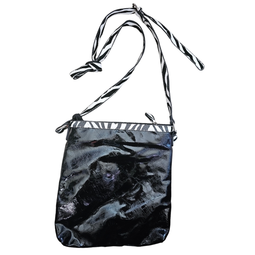 Hananel Purse Black & White exterior w/Flower and rhineston interior tiger print - Picture 4 of 7